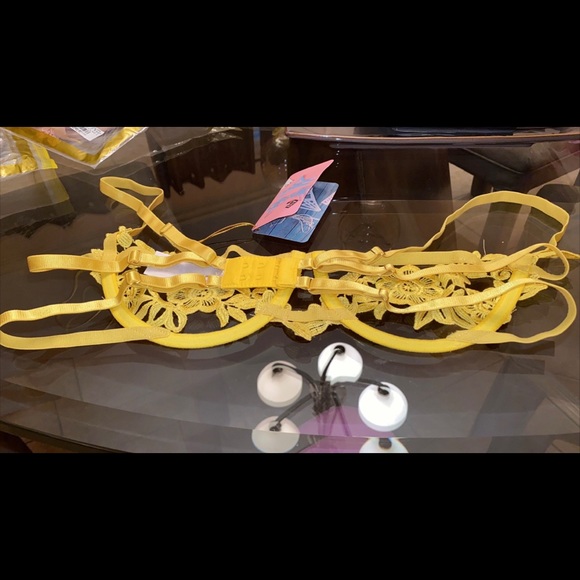 Bra & Panty Set - Picture 8 of 8